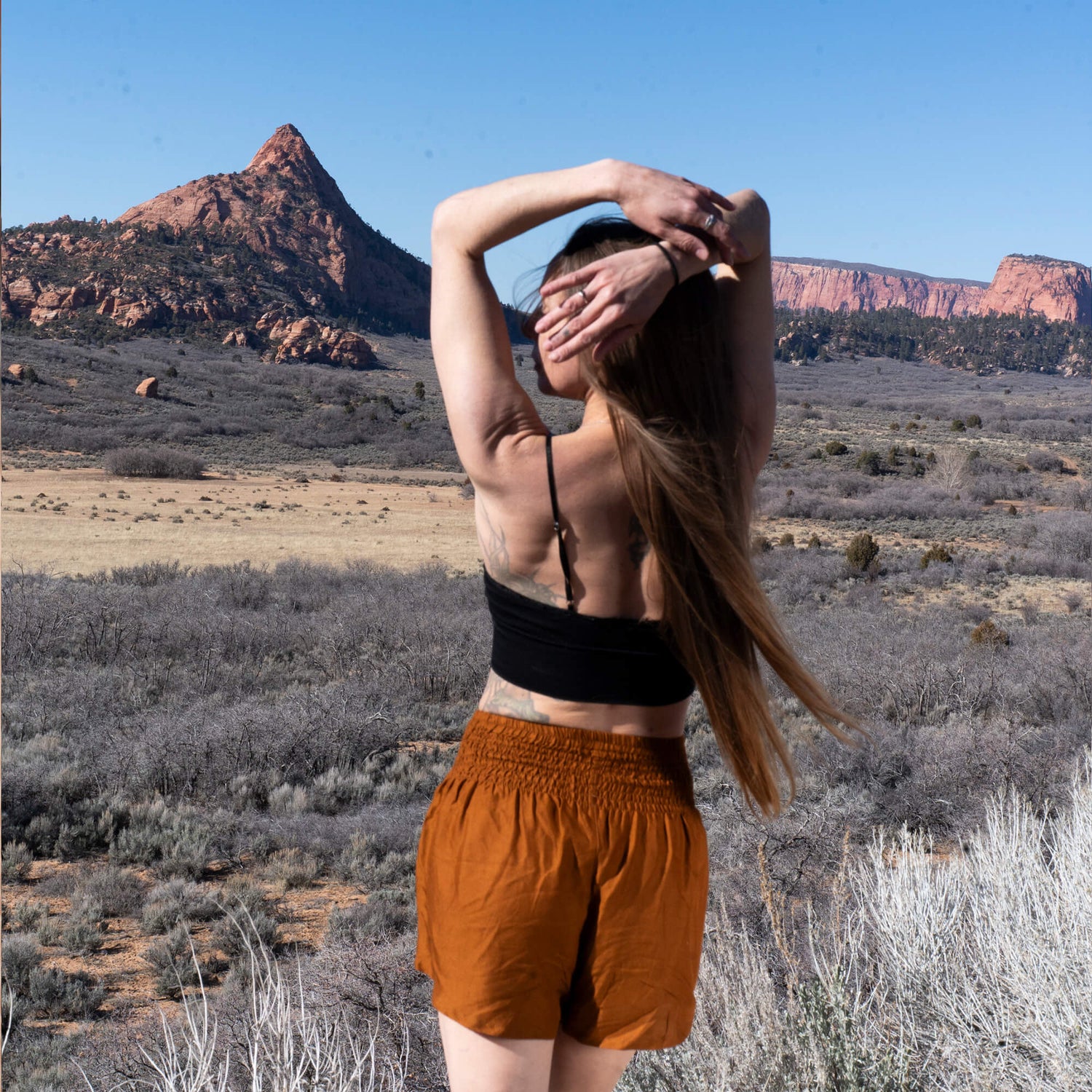 Shorts, Amber