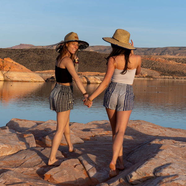 Alignment Stripe Shorts Obsidian