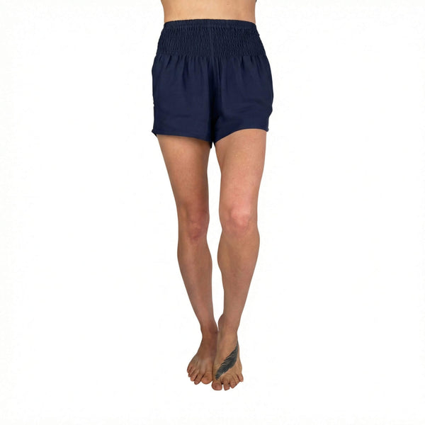 Woman wearing navy boho shorts — casual navy shorts outfit