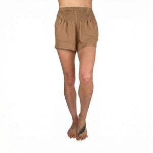 Woman wearing sandstone boho shorts — casual sandstone shorts outfit